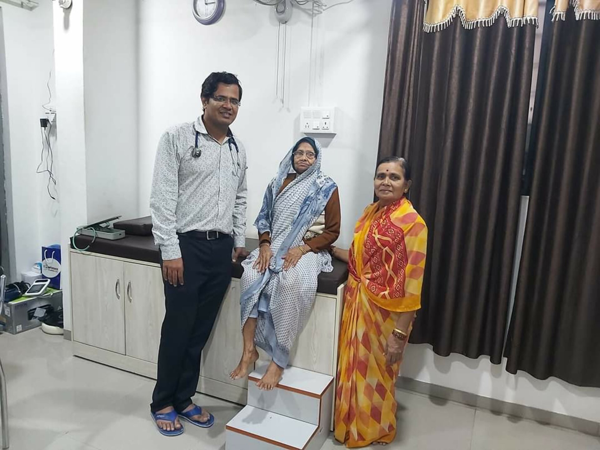 Case study of a 90 year old bold women - Dr. Yogesh Jamage