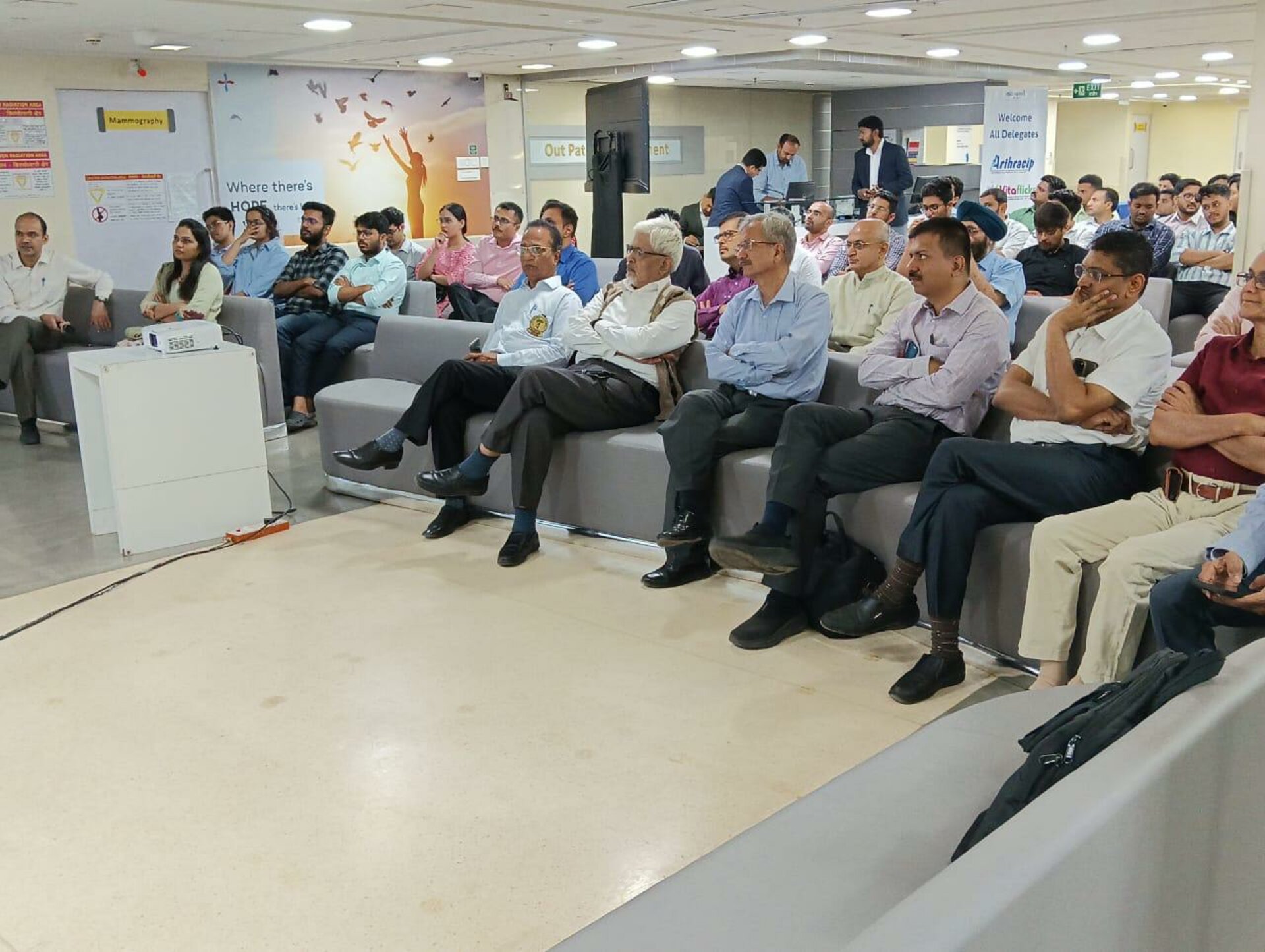Dr. Sampat Dumbre Patil Leads CME on Orthopedic Infections in Pune