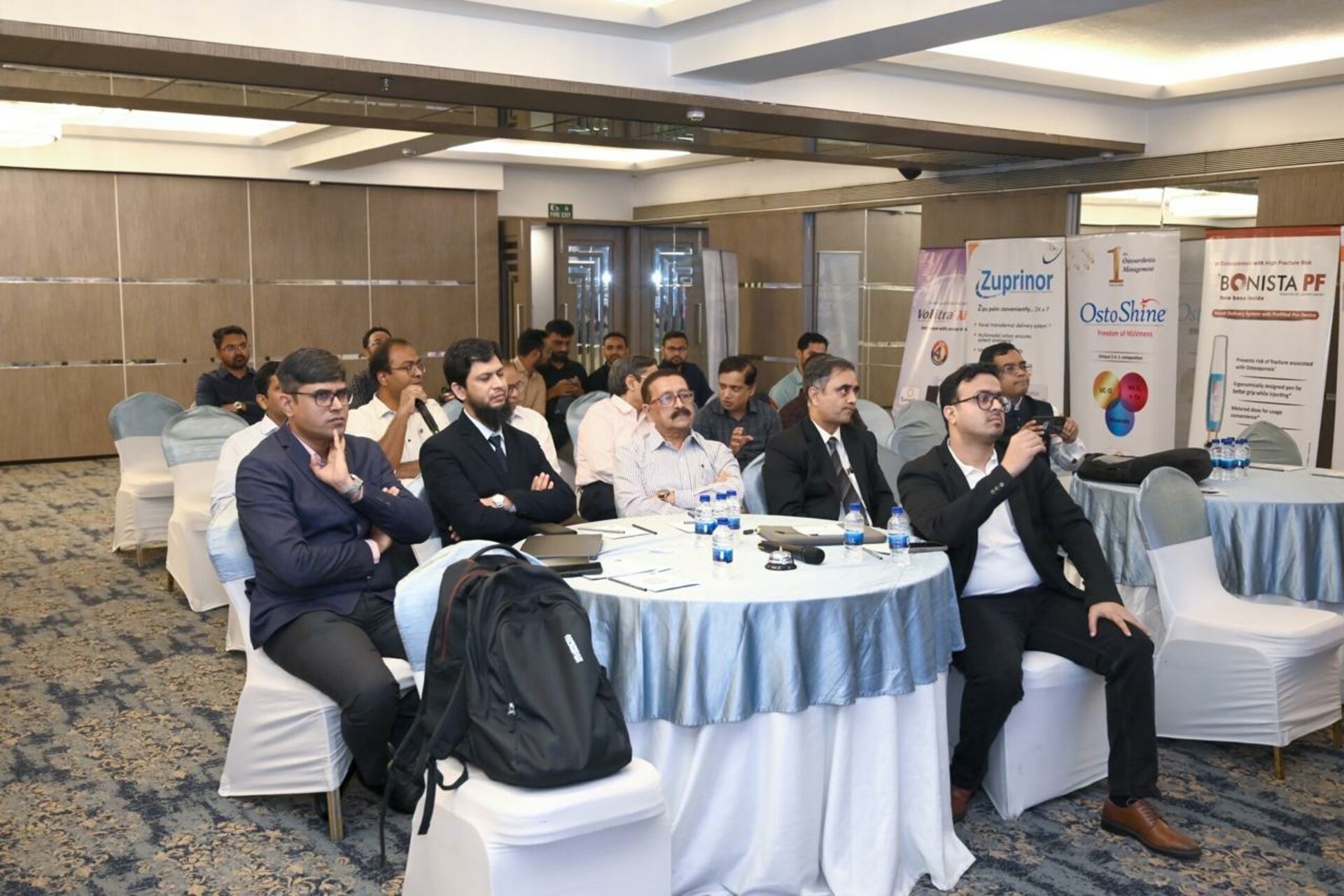 Dr. Paresh Bang Presents at Vidarbha Spine Meet