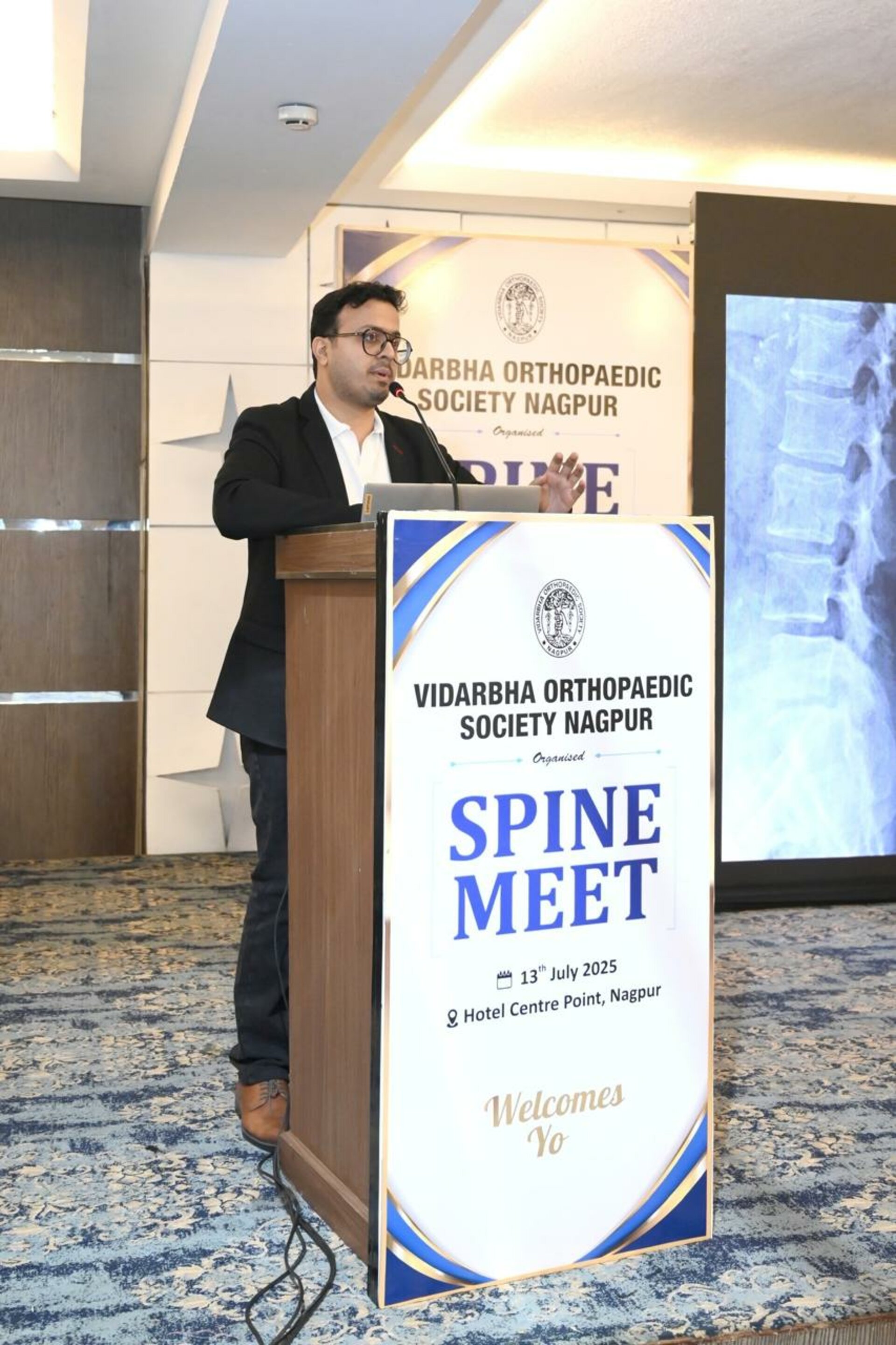 Dr. Paresh Bang Presents at Vidarbha Spine Meet