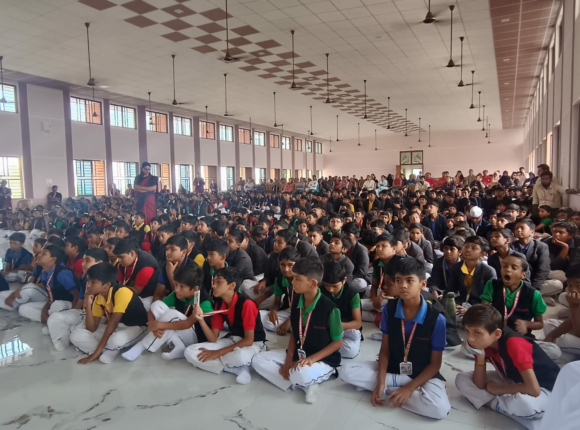 Unlocking the Power of the Brain: Dr. Sikandar Adwani Motivational Session at St. Francis De Sales Sr. School, Badnera