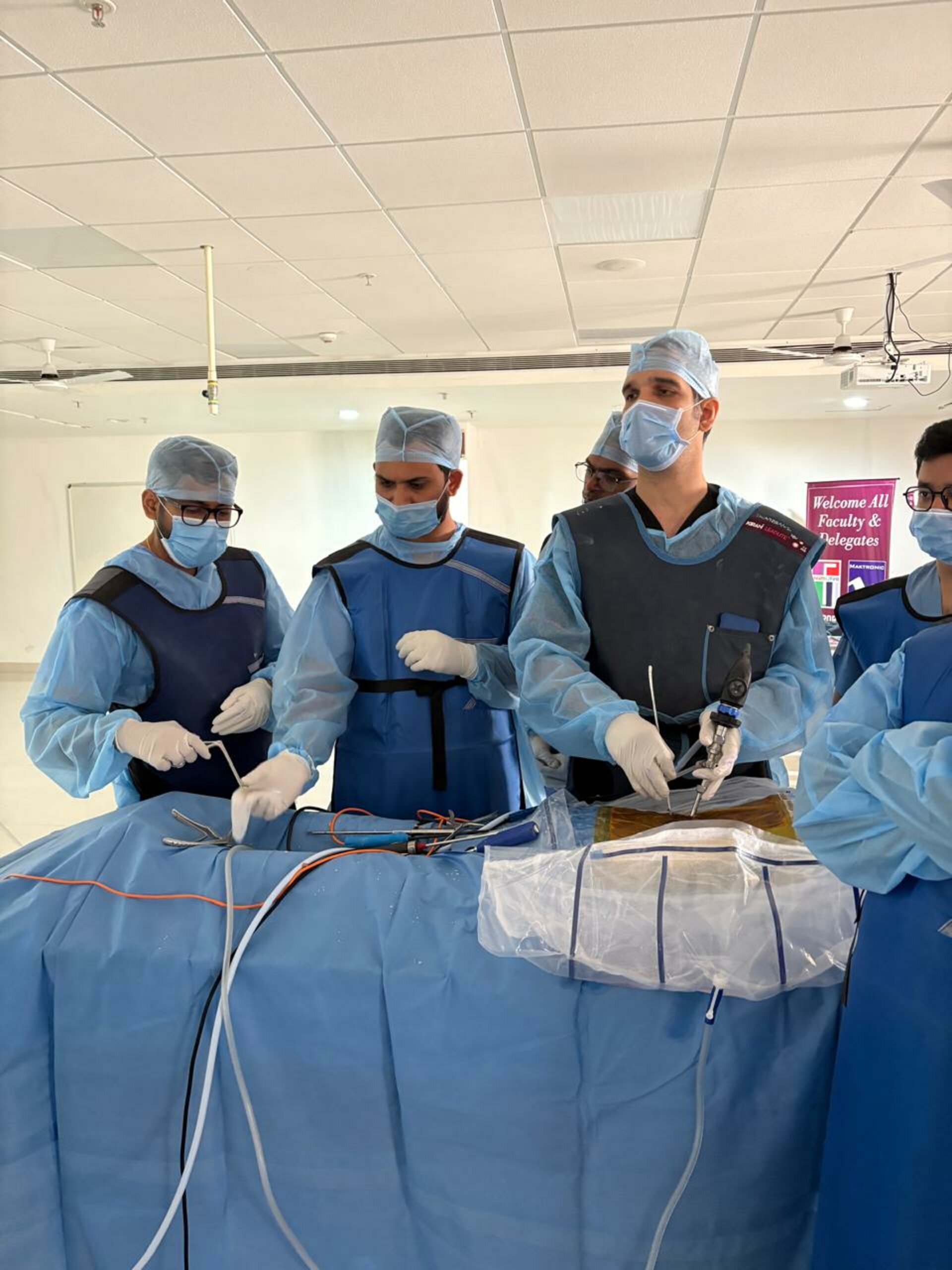 Dr. Shardul Soman Leads UBE Spine Surgery Workshop