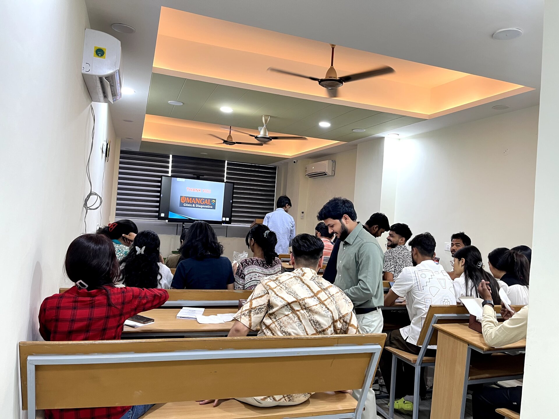 Dr. Deepti Agarwal Leads Spine Radiodiagnosis Workshop in Dehradun